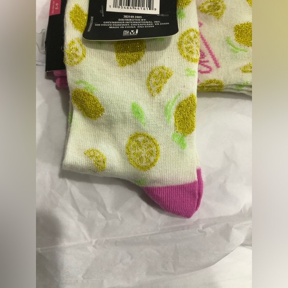 2pairs‎ lemon print squeeze the day cream & pink printed socks - Picture 6 of 9